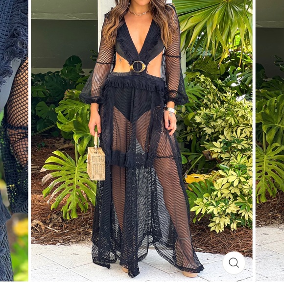 Gorgeous sexy black maxi dress - Picture 2 of 4